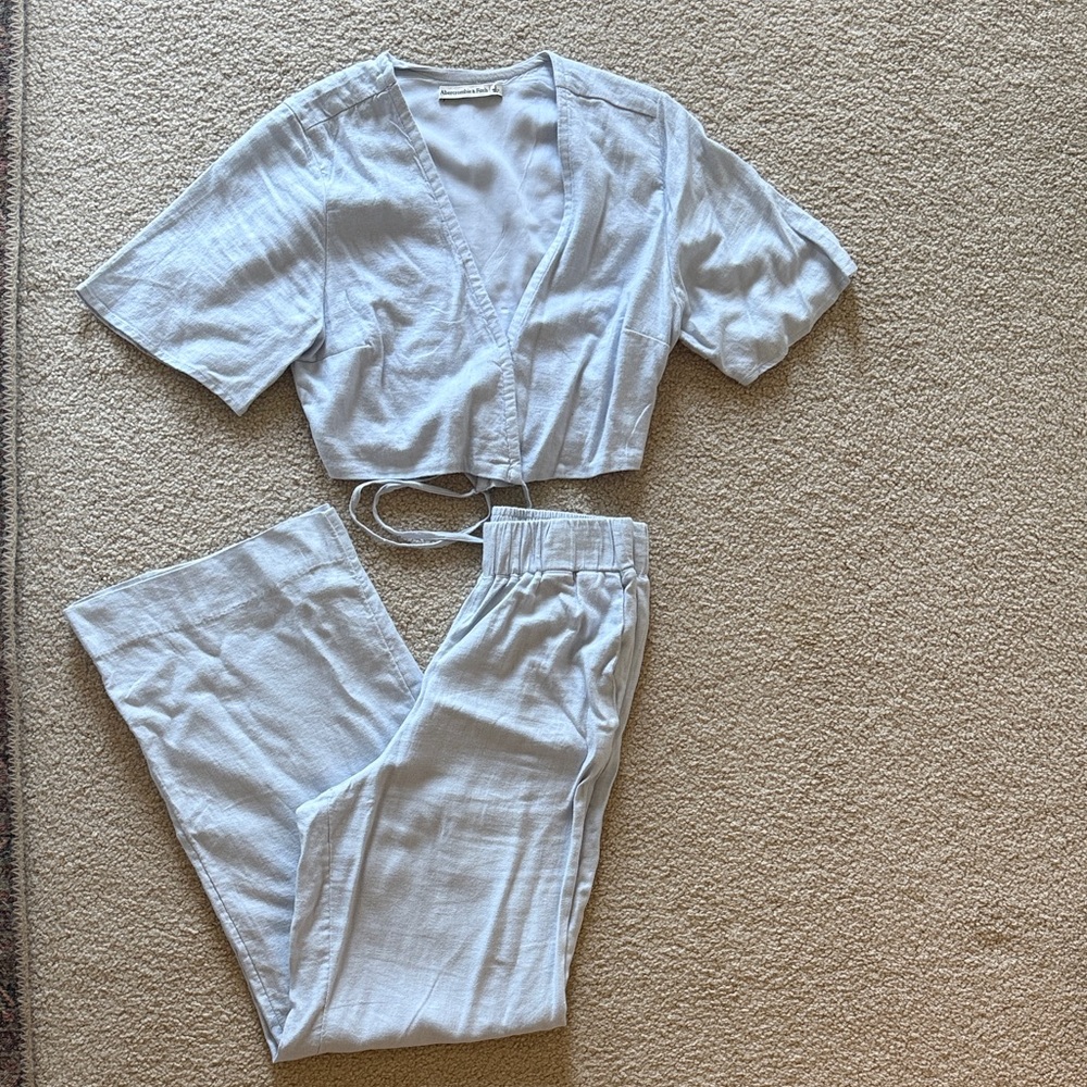 Abercrombie Light Blue Two-Piece Linen Blend Set